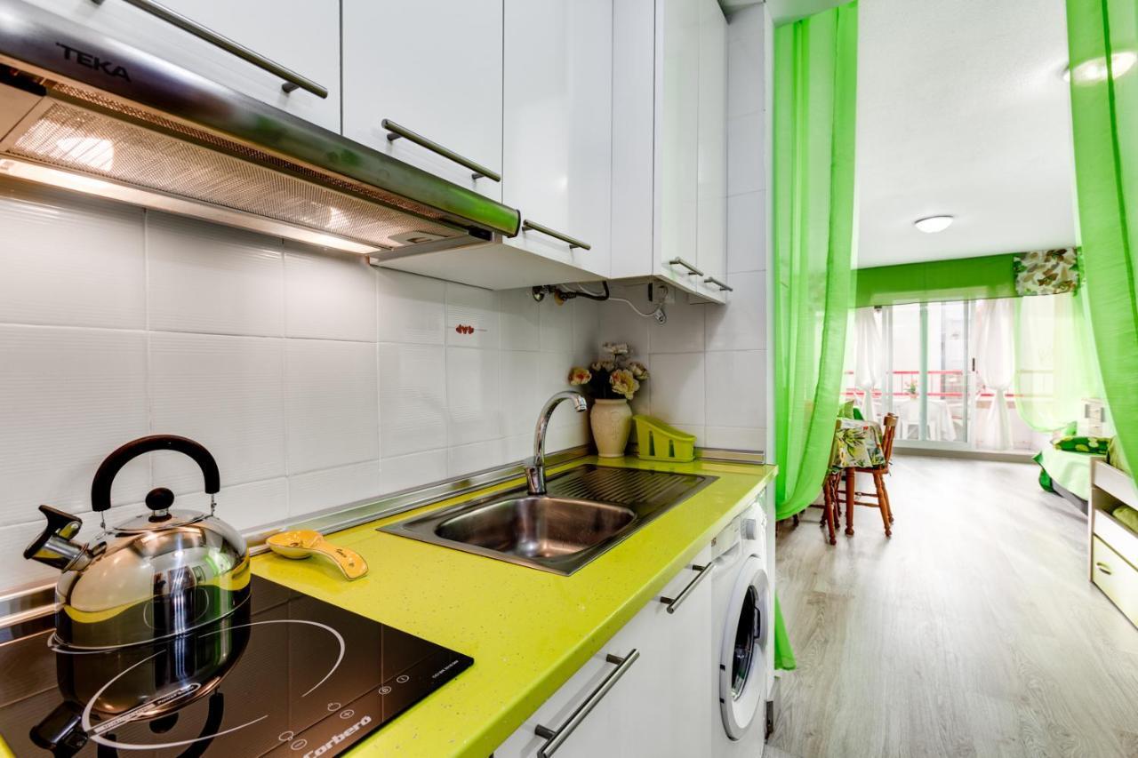 Apartment Studio Playa Del Cura Торрев'єха Екстер'єр фото